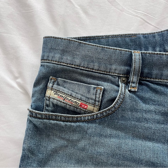 DIESEL D-Strukt Denim Jeans Size W33 L32 Blue Slim Fit Wash STRETCH - Picture 3 of 15